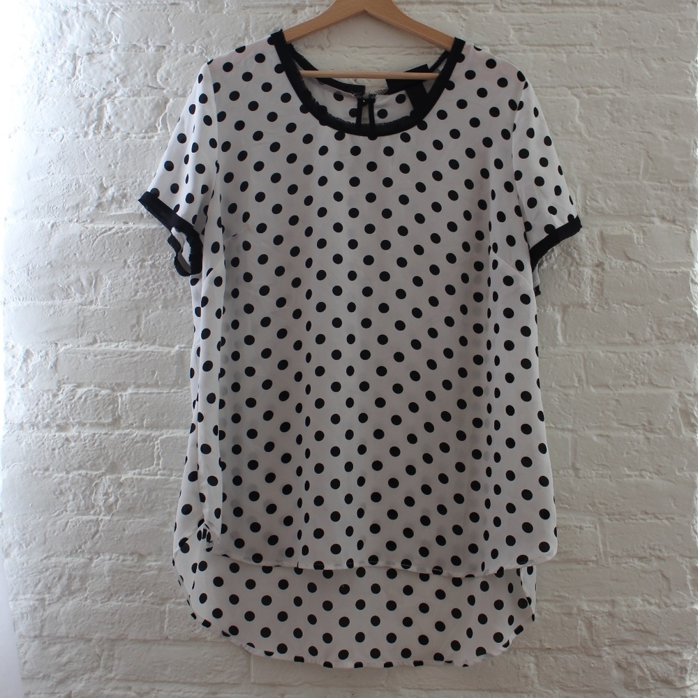 Lane Bryant B&W Polka Dot Short Sleeve Top 14/16